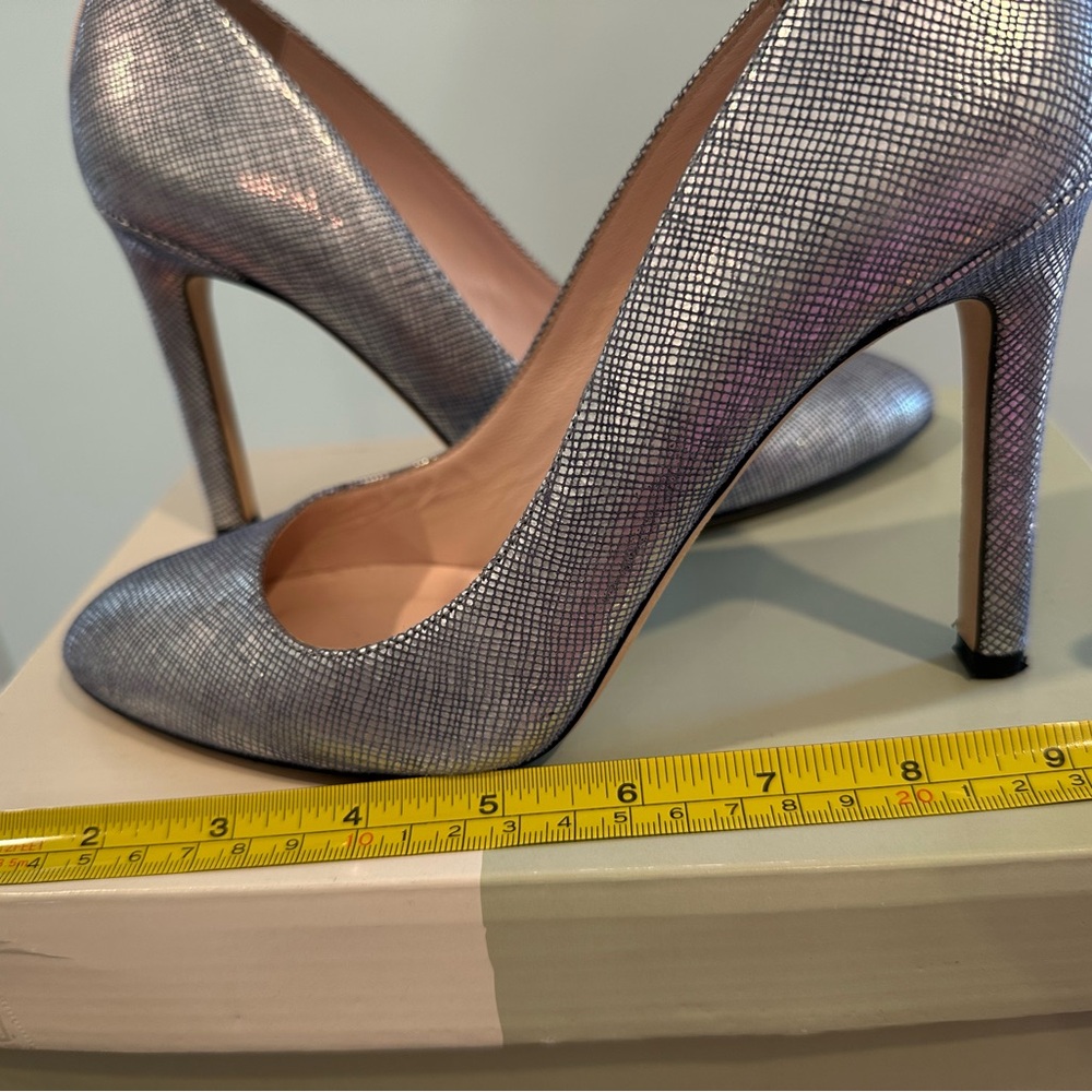 SJP lady pump